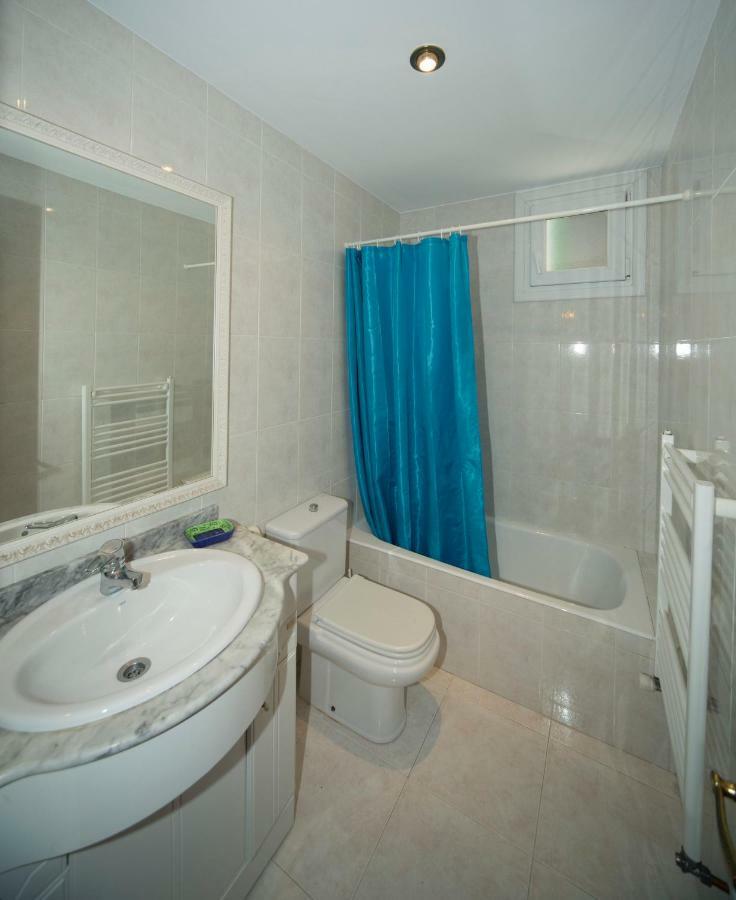 La Casa Roja De Saioa Apartment Лекеитио Екстериор снимка
